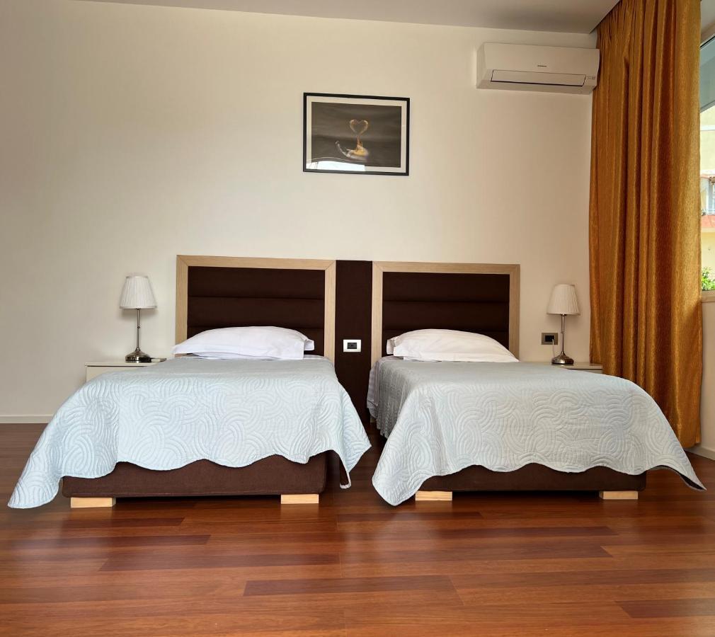 3B Suites Boutique Hotel Sarandë Exterior foto